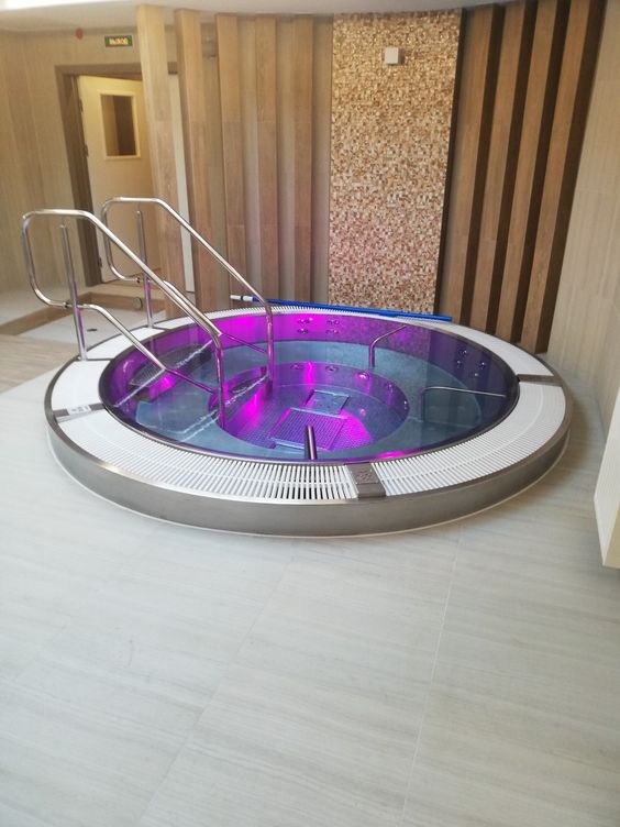 Stainless- steel  Jacuzzi